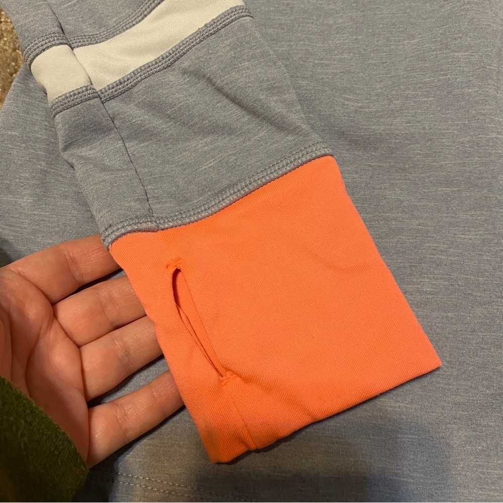 {GapFit} Athletic Half Zip Pullover Hoodie | Sunny Grey ~ Size Small - Picture 5 of 15